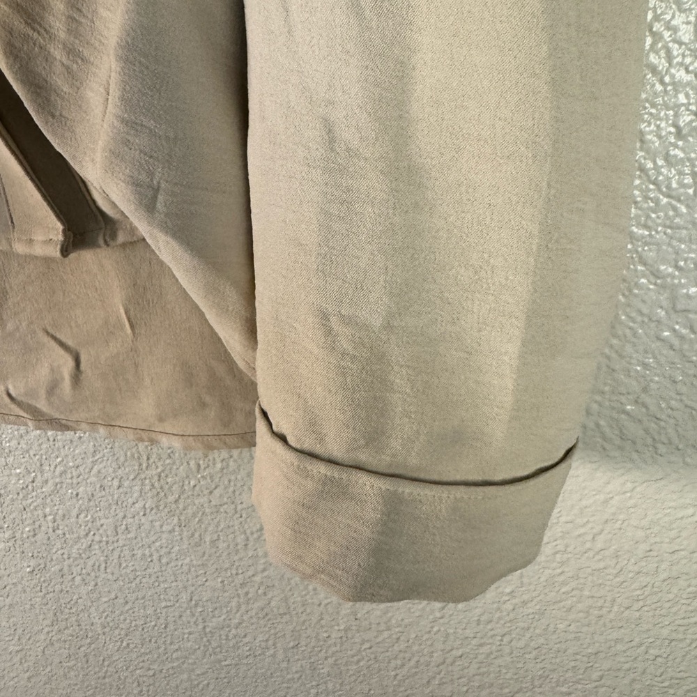 Banded Collar Pocket Detail Long Roll-Tab Sleeve Blouse camel tan - Picture 5 of 9
